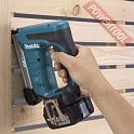 Аккумуляторный скобозабиватель степлер MAKITA BST 221 Z